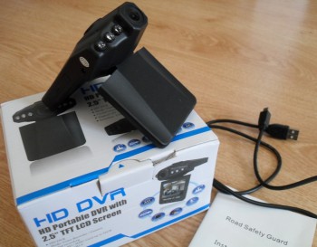 Видеорегистратор HD Portable DVR with 2.5 TFT LCD Screen - cec98a8s-960.jpg